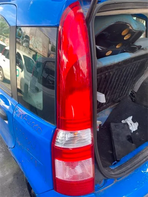 Pomili Fanaleria Fanale posteriore sinistro FIAT PANDA (2Q) (09/03>12/10<) usato