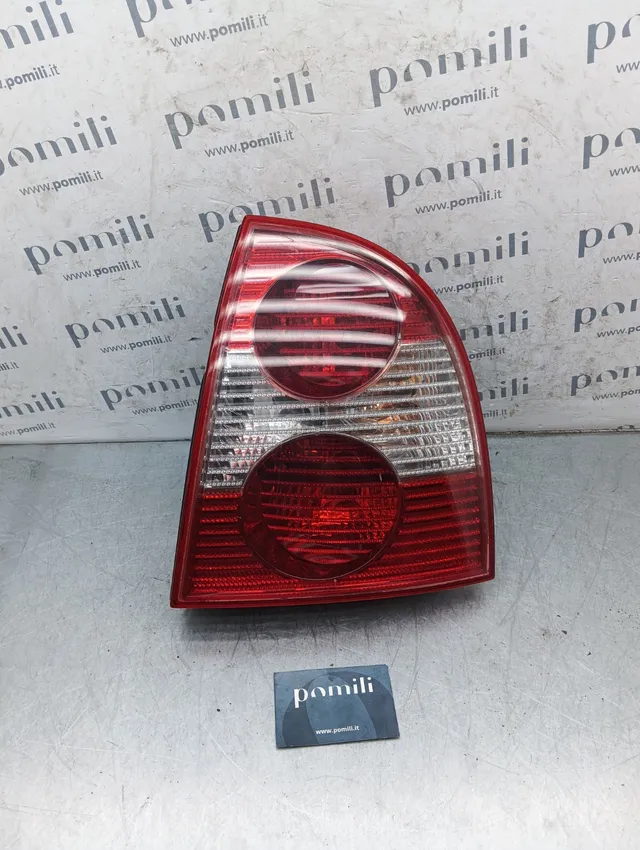 Pomili Fanaleria fanale posteriore Volkswagen Passat B5 destro 284002