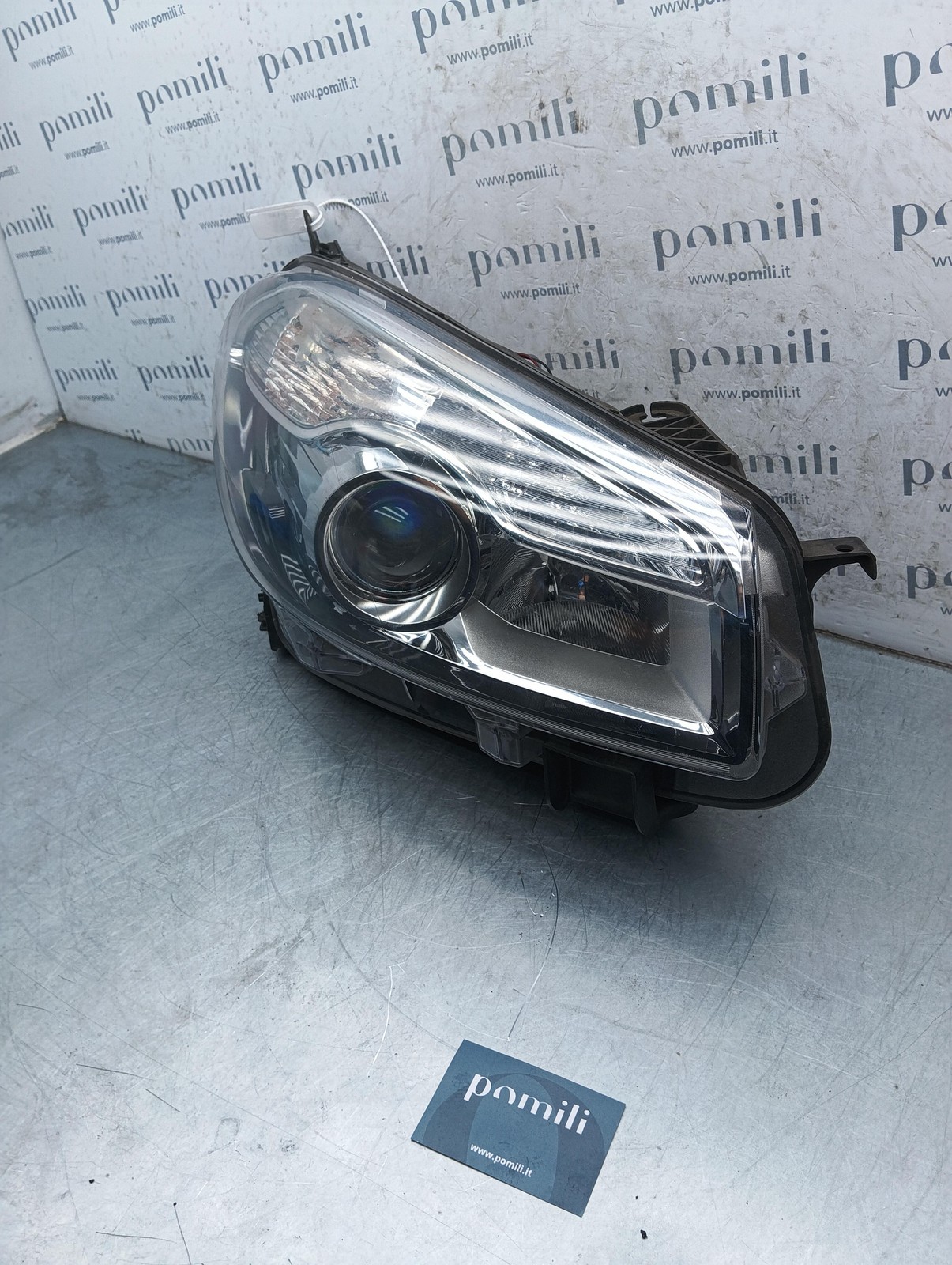 Pomili Fanaleria Nissan Qashqai 2° Serie 005640 faro anteriore destro usato