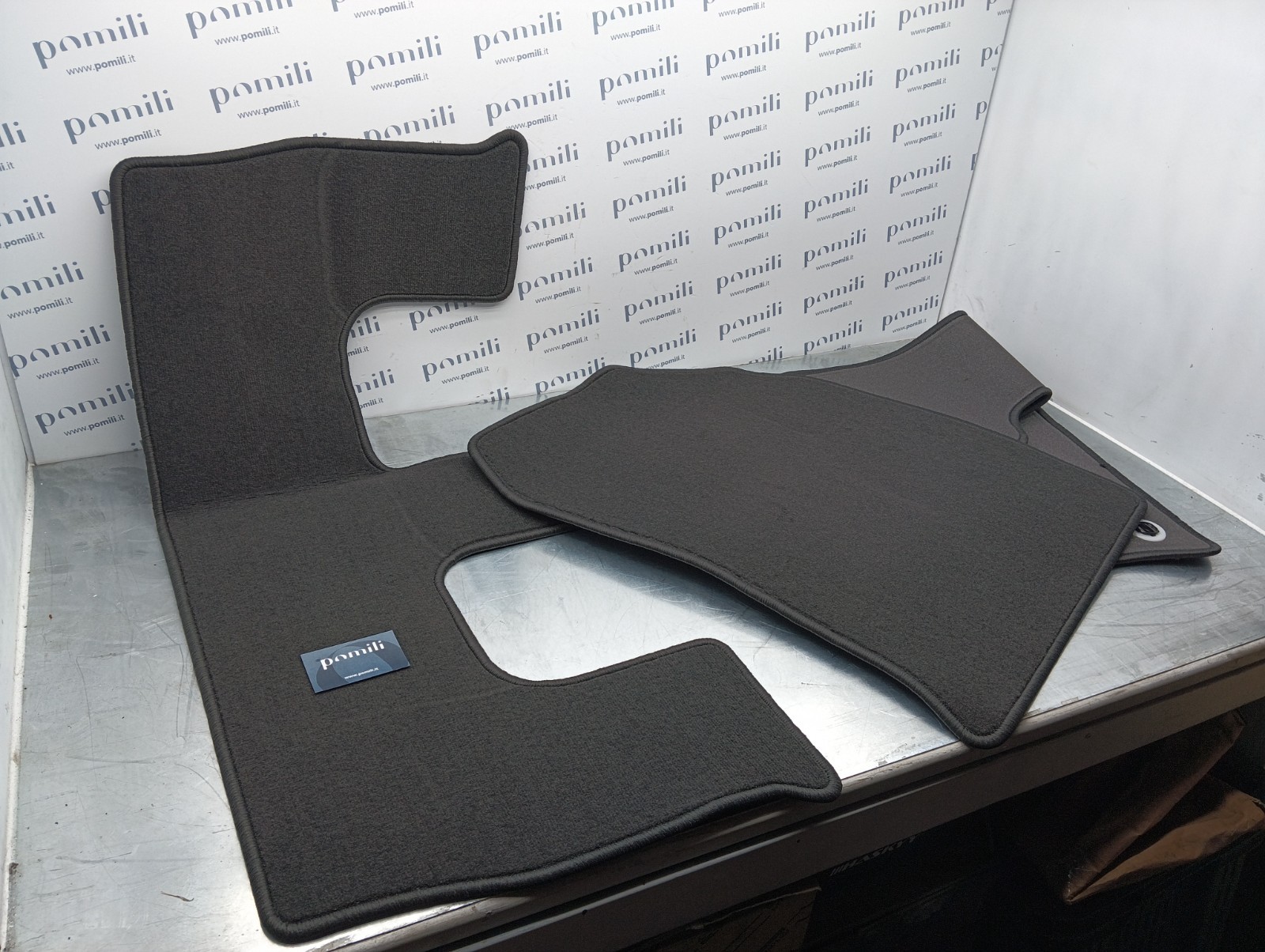 Pomili Rivestimenti interni Set tappetini Toyota Prius Plus 2012+ PZ410-G8350-BA auto