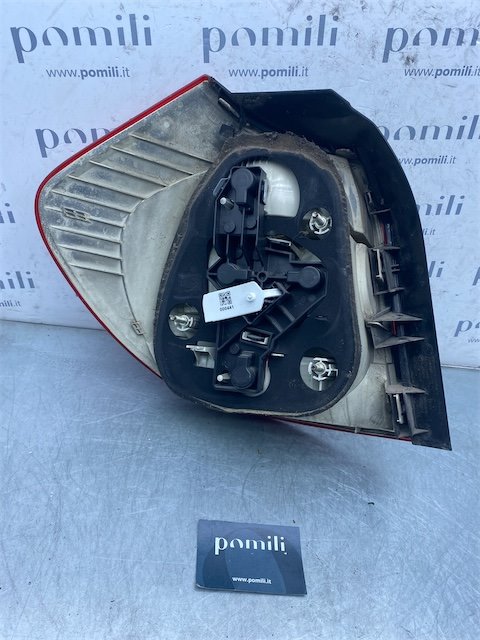 Pomili Fanaleria S002 BMW Serie 1 E87 fanale posteriore destro