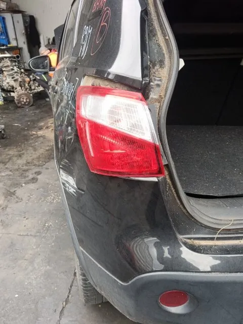 Pomili Fanaleria Nissan Qashqai J10 fanale posteriore esterno sinistro