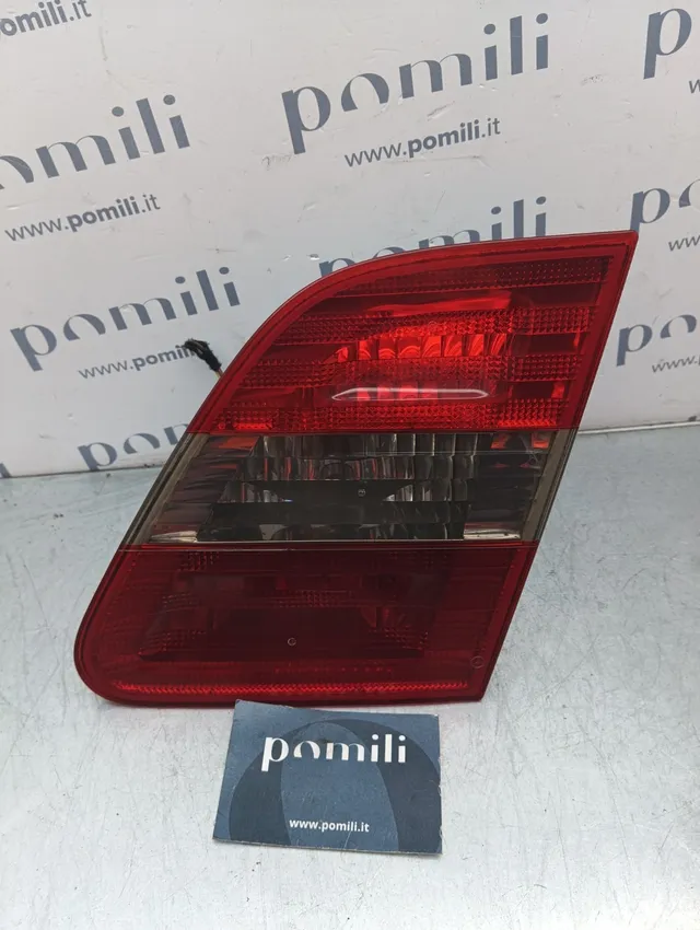 Pomili Fanaleria Mercedes-Benz W245 B180 fanale posteriore destro portellone A1698200677 usato