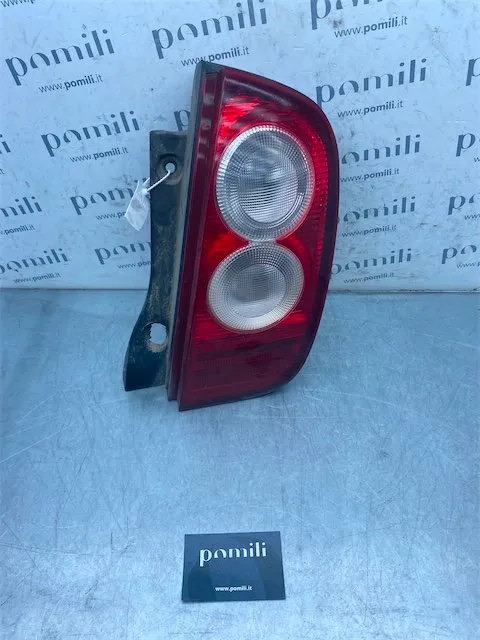 Pomili Fanaleria Nissan Micra CK12E fanale posteriore destro