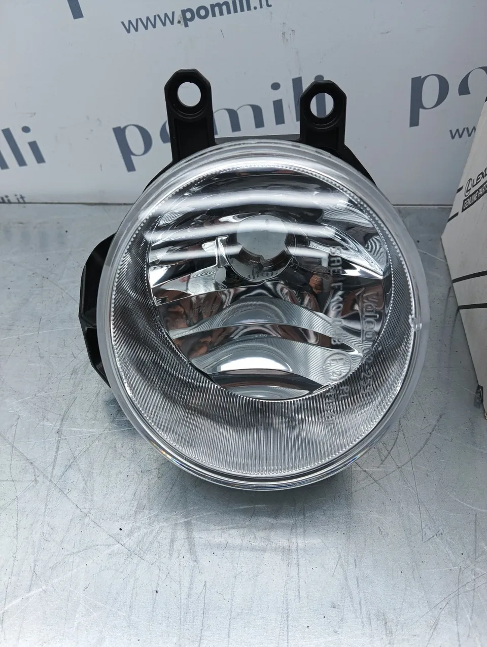 Pomili Fanaleria Fendinebbia lato destro Toyota Yaris (2014-2018) 81210-02110 nuovo