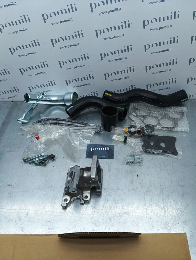 Pomili Motore e cambio con supporti Toyota Urban Cruiser 04004-43433 kit intercooler