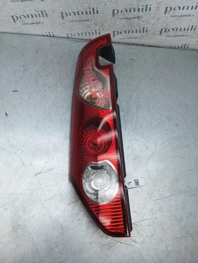 Pomili Fanaleria Renault Kangoo II fanale posteriore sinistro usato