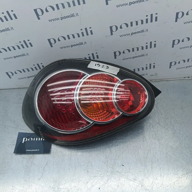 Pomili Fanaleria fanale Toyota Aygo sinistro 81560-0H070 usato