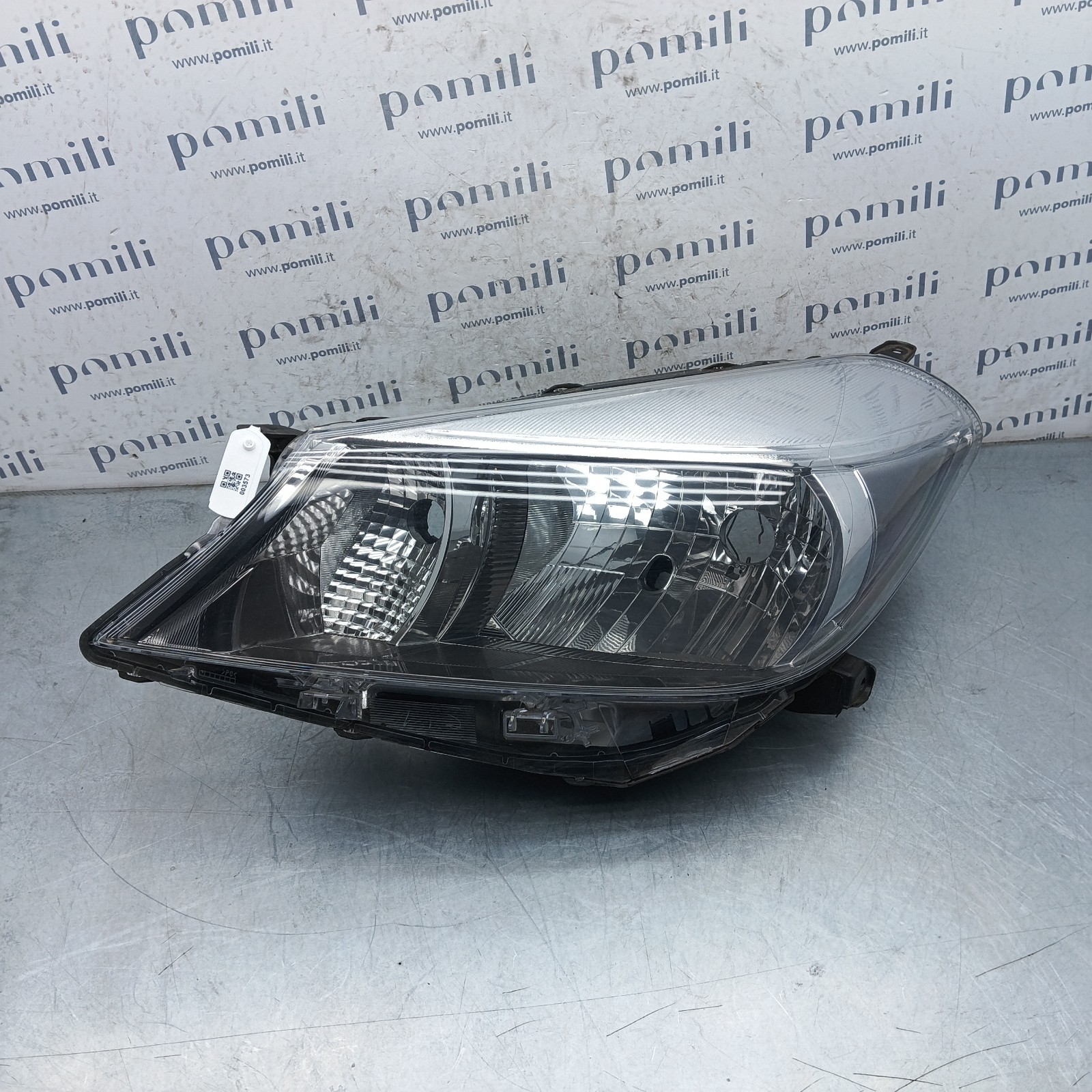 Pomili Fanaleria Toyota Yaris III faro anteriore sinistro versione base