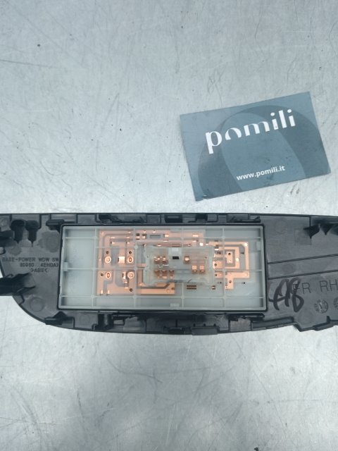 Pomili Rivestimenti interni alzacristallo elettrico anteriore destro Nissan Qashqai J11E