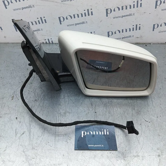 Pomili Classe B specchietto destro usato OEM 02468103016
