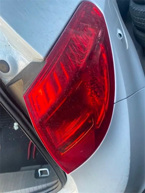Pomili Fanaleria Opel Meriva S10 fanale posteriore destro
