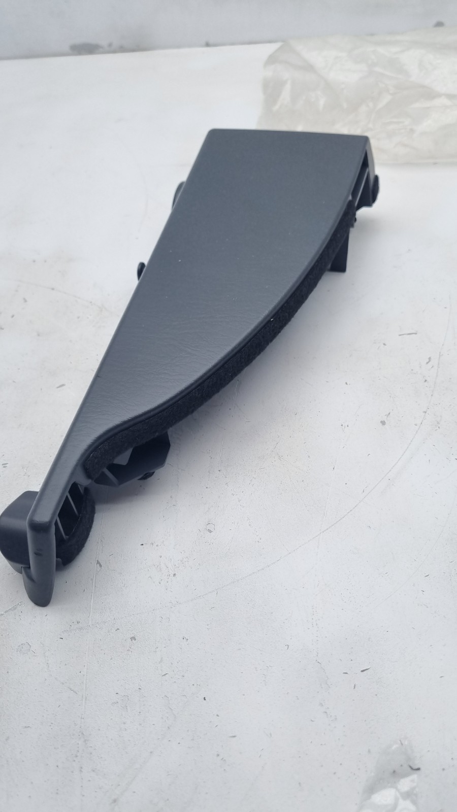 Pomili Rivestimenti interni e parti interne Supporto copertura ripiano bagagliaio Corolla Verso OEM 64312-13011-B0