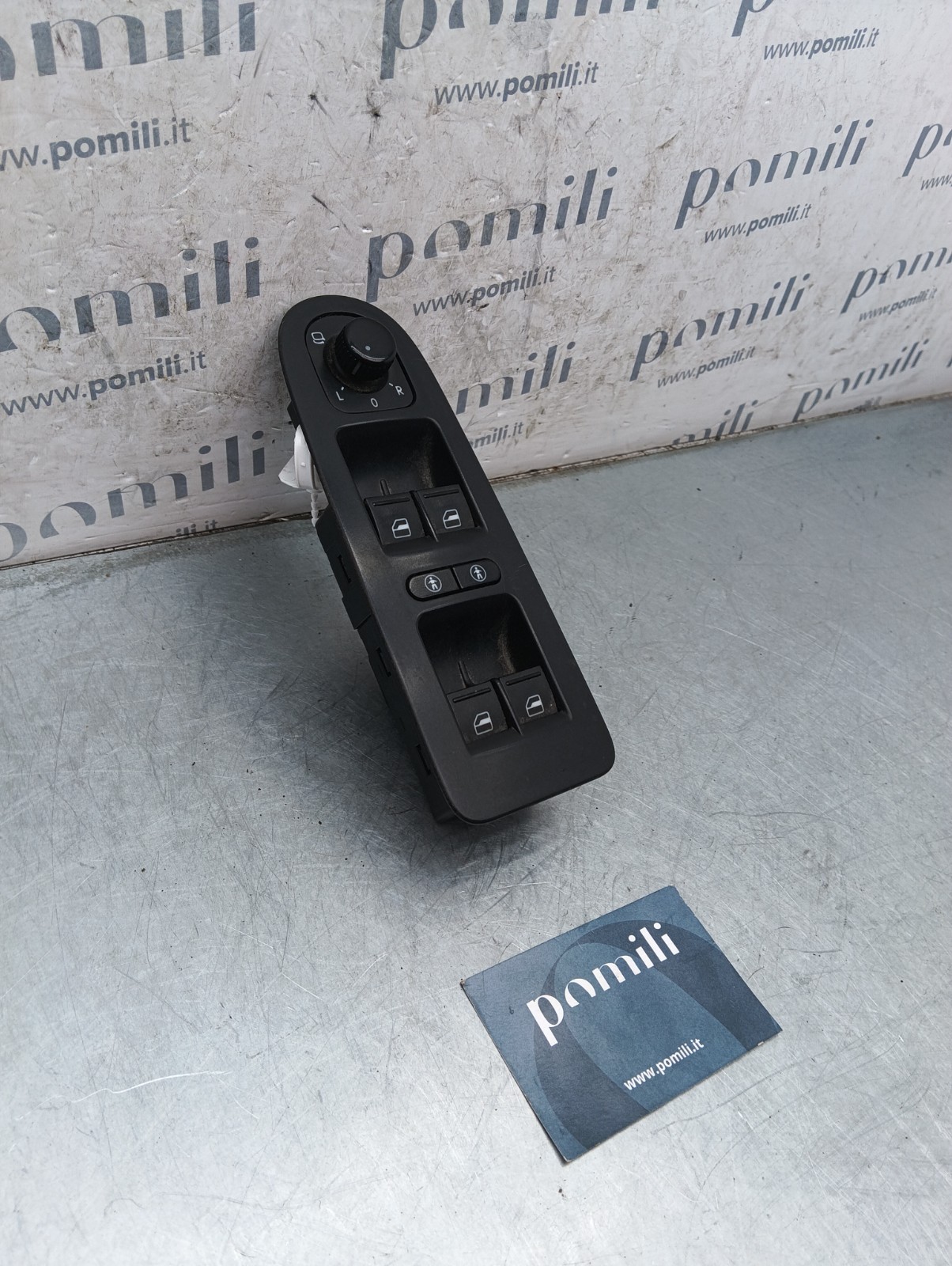 Pomili Rivestimenti interni e parti interne Pulsantiera alzavetri Volkswagen Sharan 1K0959565J usata