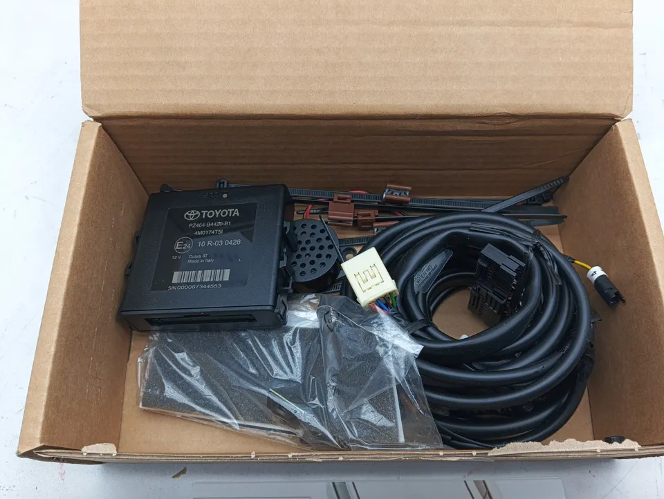 Pomili Elettronica Toyota PZ464-G5420-00 kit sensori parcheggio posteriori nuovo