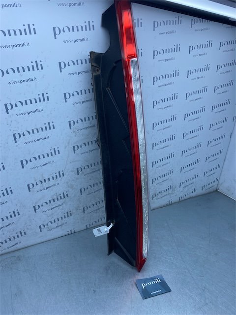Pomili Fanaleria Fanale posteriore Ford Focus CB4 destro