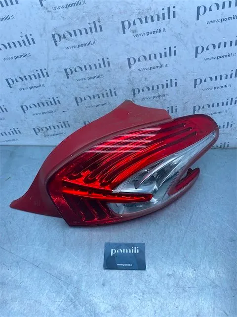 Pomili Fanaleria fanale posteriore destro Peugeot 208 01/12–11/15