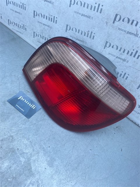 Pomili Fanaleria Toyota Yaris fanale posteriore destro 10/01–11/05