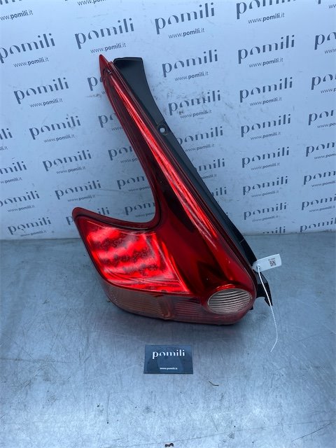 Pomili Fanaleria Fanale posteriore Nissan Juke F15E sinistro