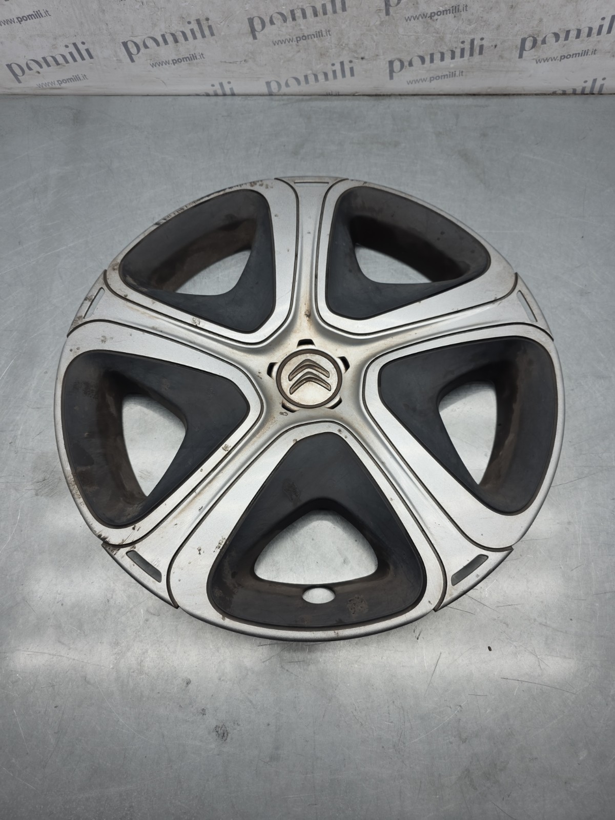 Pomili Altro auto Set 4 borchie coprimozzo Citroën R16 usate