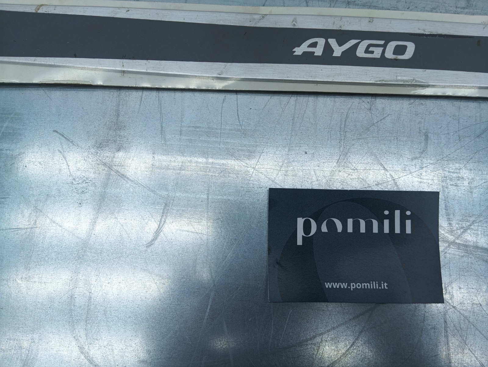 Pomili Lamierati esterni PZ438-92183-00 set battitacchi Toyota Aygo 2 pezzi