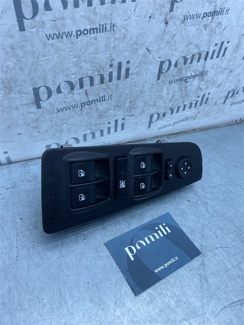 Pomili Rivestimenti interni Fiat Bravo 3L alzacristallo elettrico anteriore sinistro 01/07–03/10