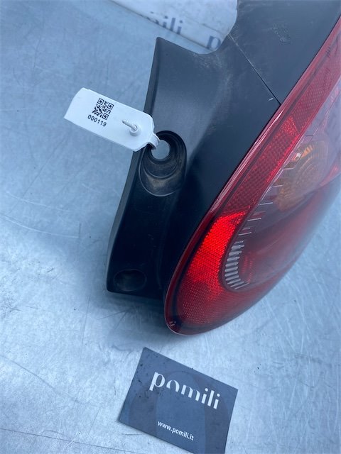 Pomili Fanaleria Fanale posteriore destro Fiat Bravo (3L) (01/07>03/10<) usato