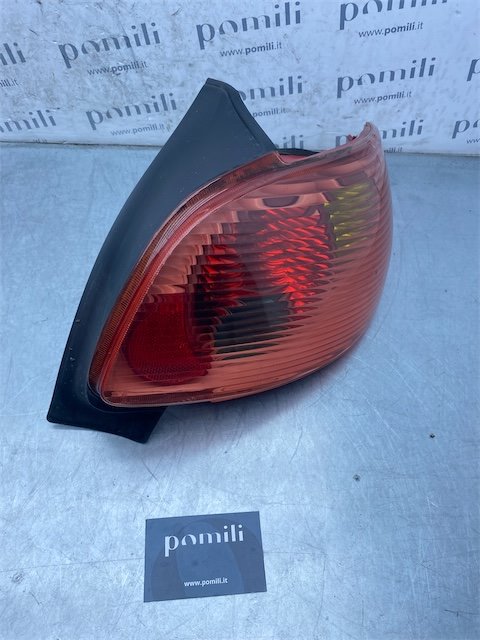 Pomili Fanaleria Peugeot 206 fanale posteriore destro