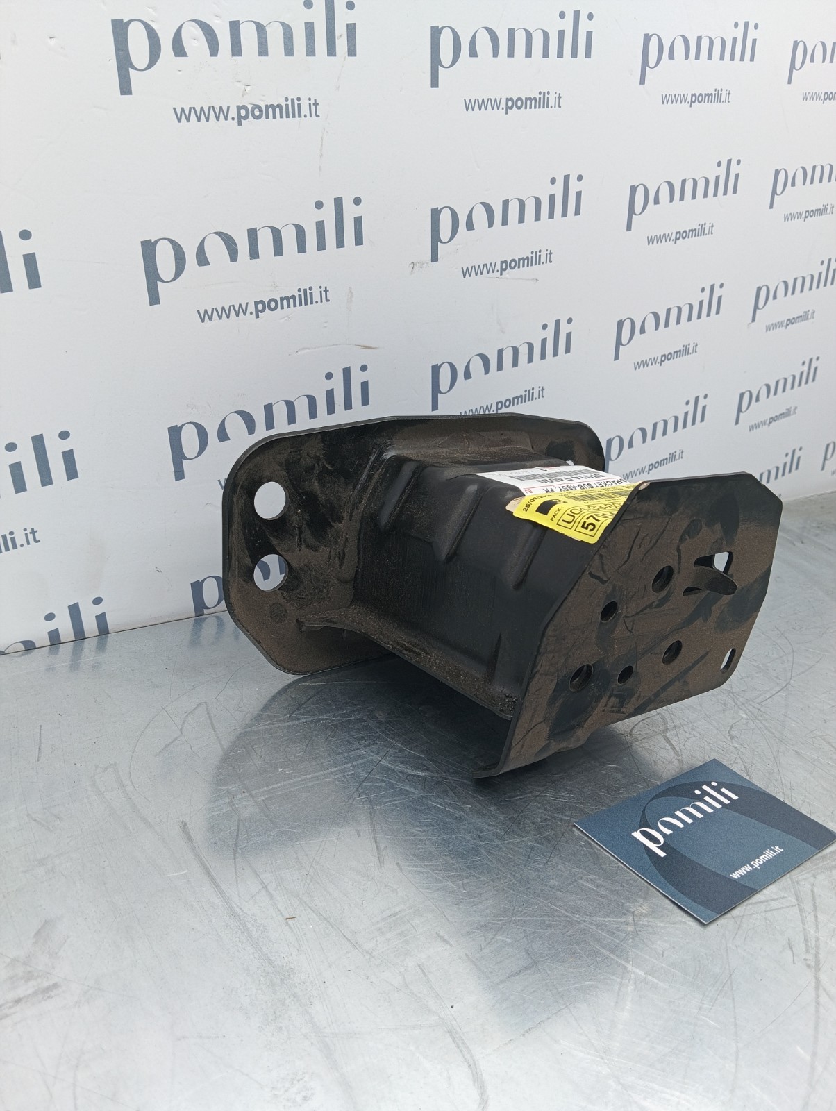Pomili Paraurti anteriore Staffa supporto Toyota C-HR 57014-F4020