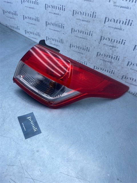 Pomili Fanaleria FORD KUGA fanale posteriore destro parte esterna