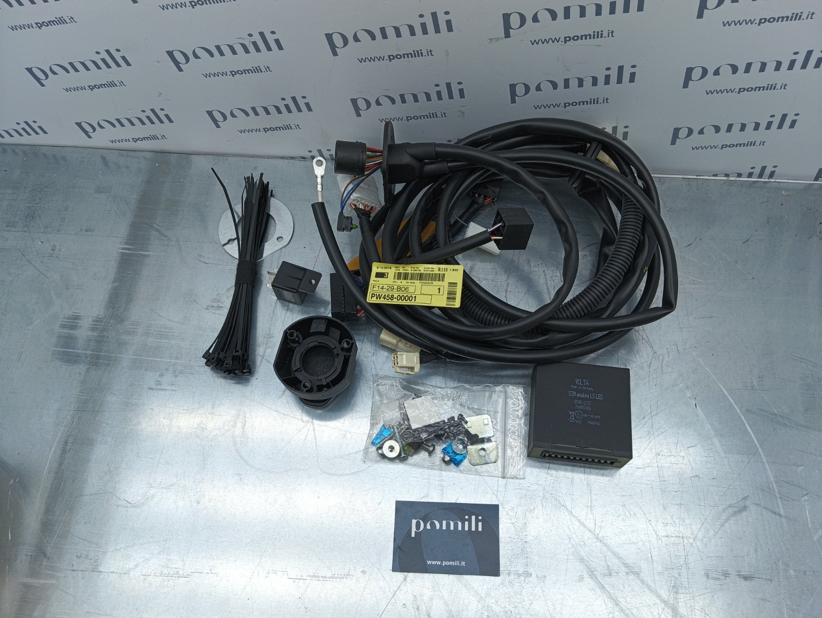 Pomili Elettronica/batteria ibride Toyota RAV4 XA40 modulo convertitore tensione gancio traino PW5D0-0R000