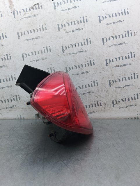 Pomili Fanaleria Fanale post. parte est. SX Alfa Romeo Giulietta X7 fanale