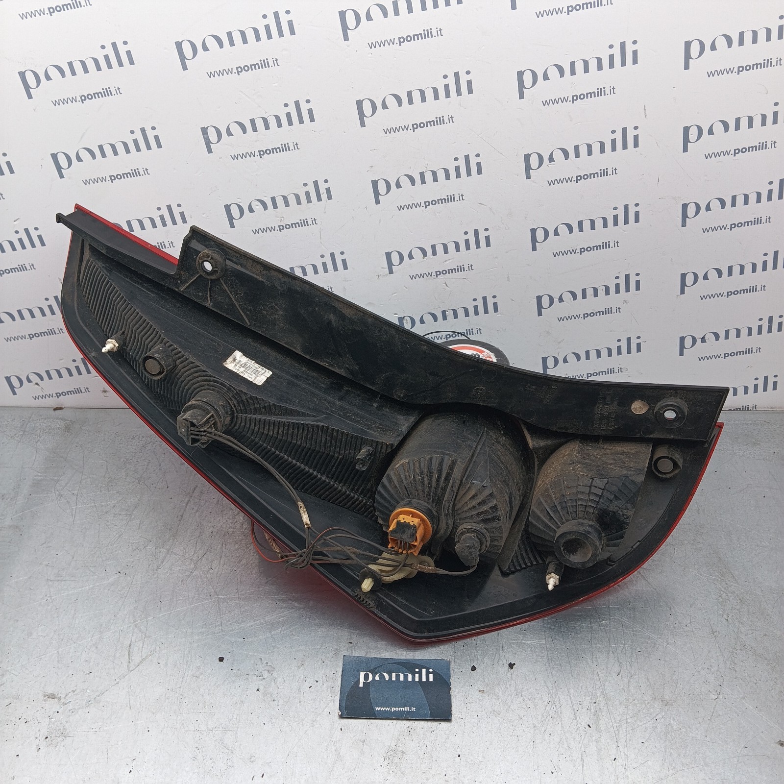 Pomili Fanaleria Opel Agila B 89071609 fanale posteriore destro usato