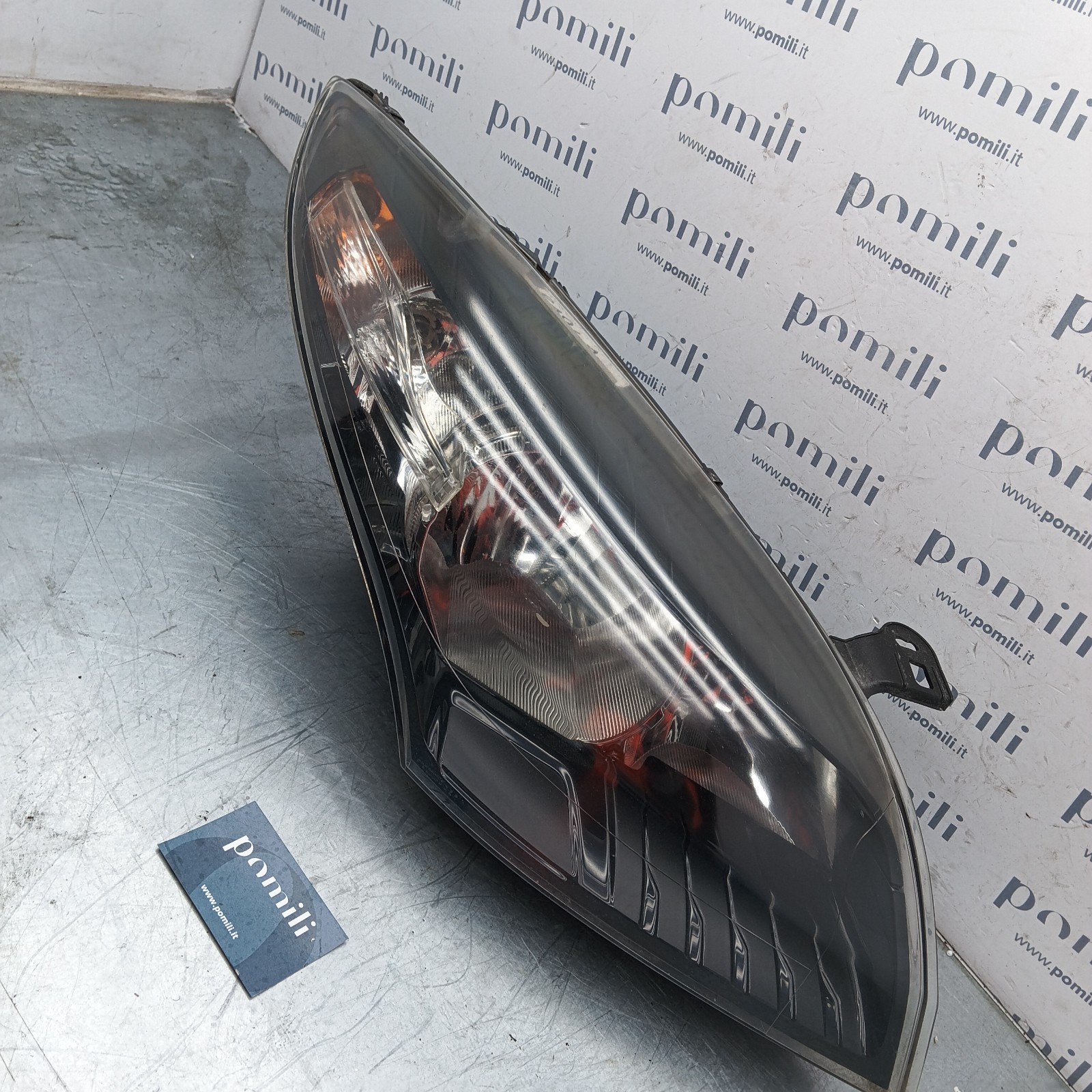 Pomili Fanaleria Renault Mégane III faro anteriore destro usato