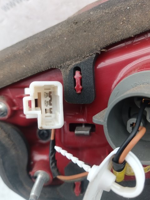 Pomili Fanaleria Fanale posteriore parte interna sinistro Kia Sportage 3a Serie
