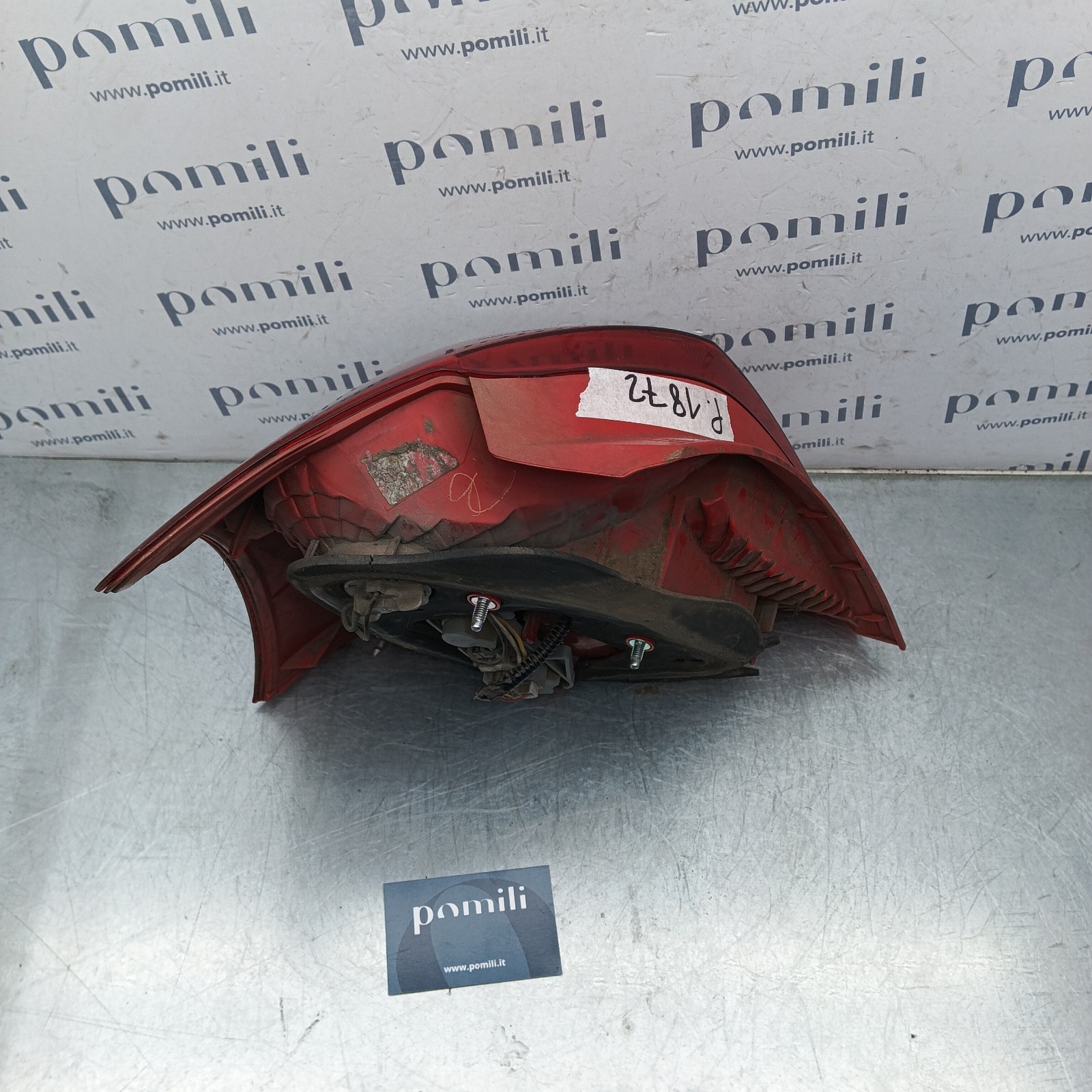 Pomili Fanaleria fanale posteriore Toyota Yaris II destro 815510D251 usato