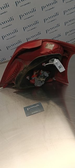 Pomili Fanaleria Yaris fanale posteriore sinistro