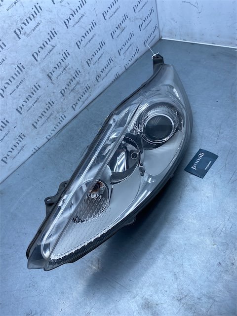 Pomili Fanaleria Proiettore SX Ford Fiesta (CB1) (09/08>10/13<)