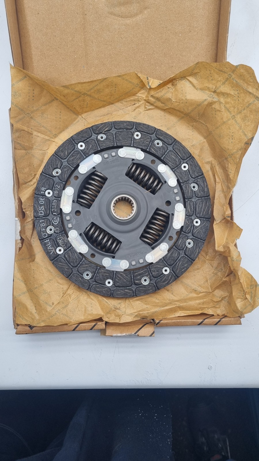 Pomili Cambio e trasmissioni kit frizione completo Toyota Aygo 31250-0H030 nuovo