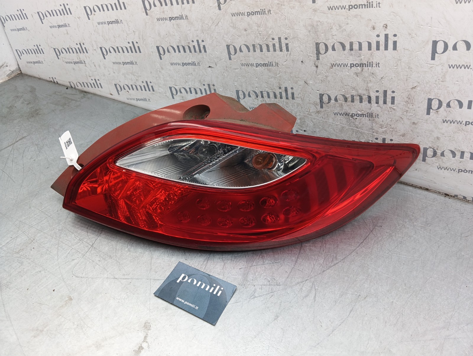 Pomili Fanaleria Fanale posteriore destro LED Mazda 2 D65151150 usato