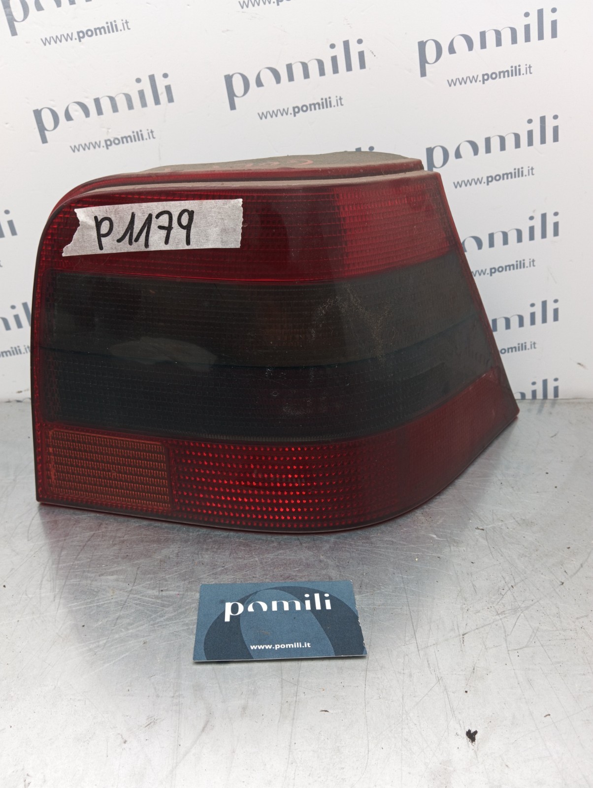 Pomili Fanaleria Volkswagen Golf 4 fanale destro usato