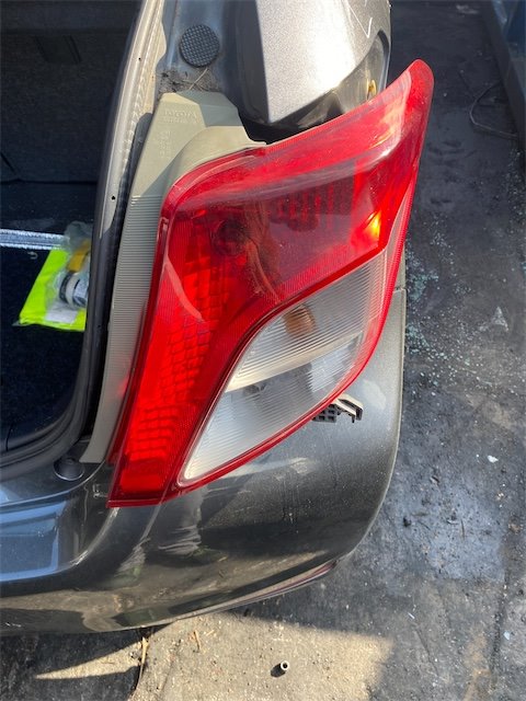 Pomili Fanaleria Toyota Yaris fanale posteriore destro 2011–2015