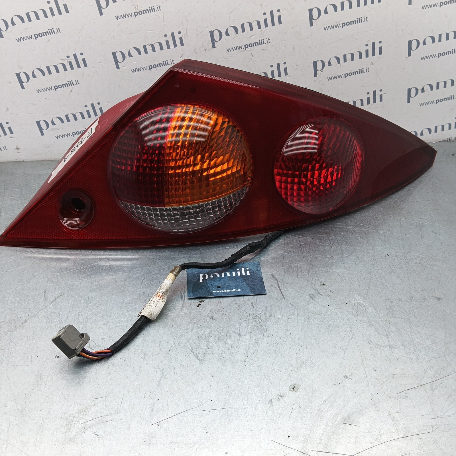 Pomili Fanaleria Fanale posteriore destro Ford Cougar usato