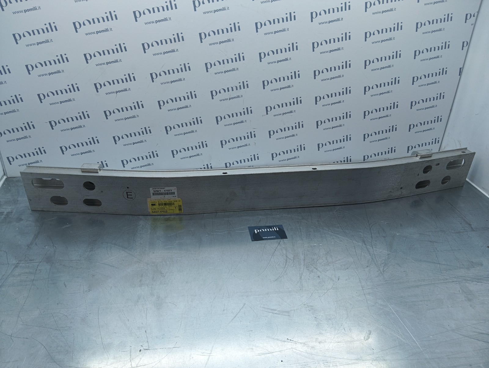 Pomili Paraurti anteriore rinforzo Toyota Prius 52021-47023 nuovo