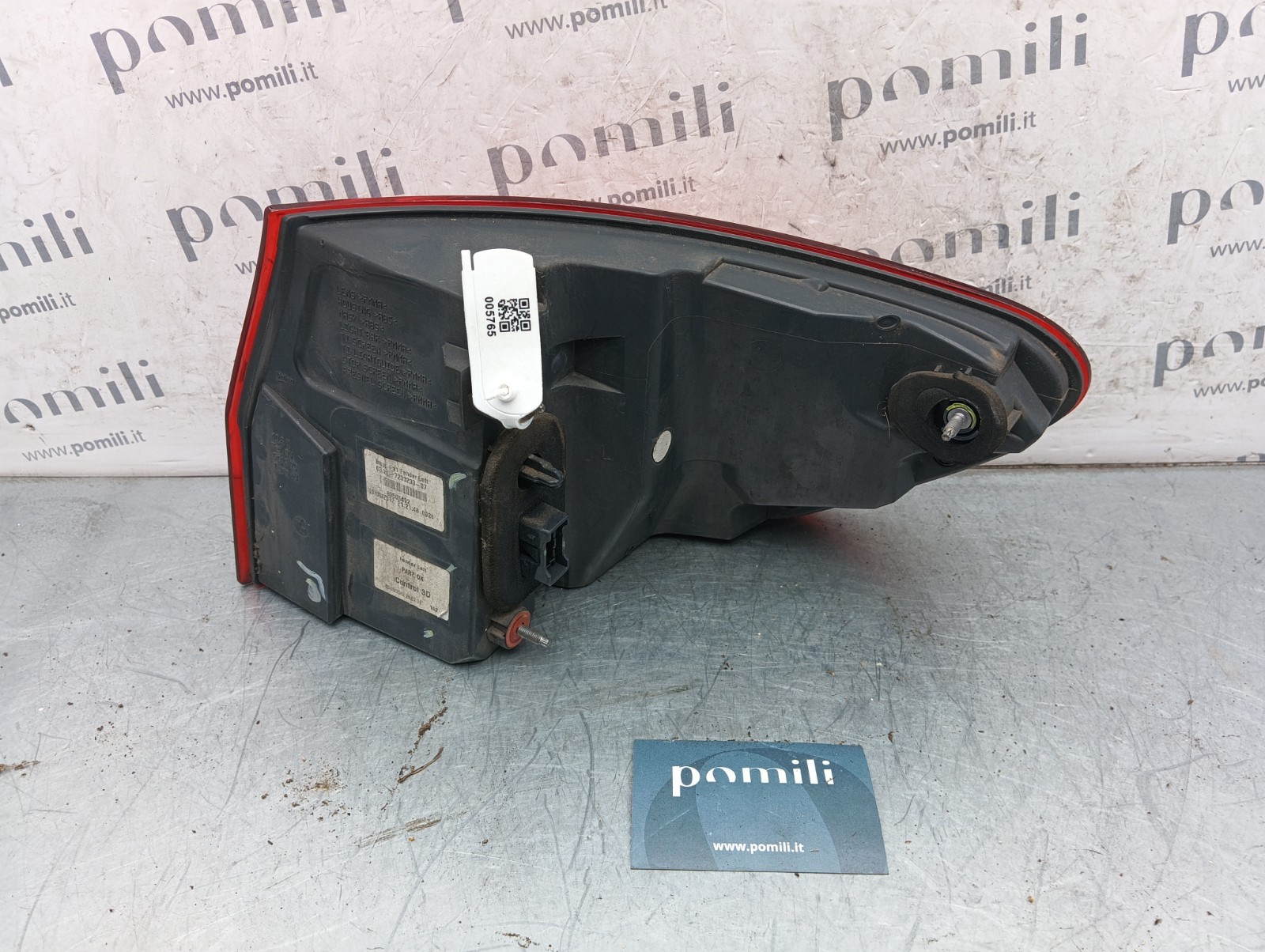 Pomili Fanaleria BMW 520D F11 Touring (2013-2017) 89505492 fanale LED sinistro usato