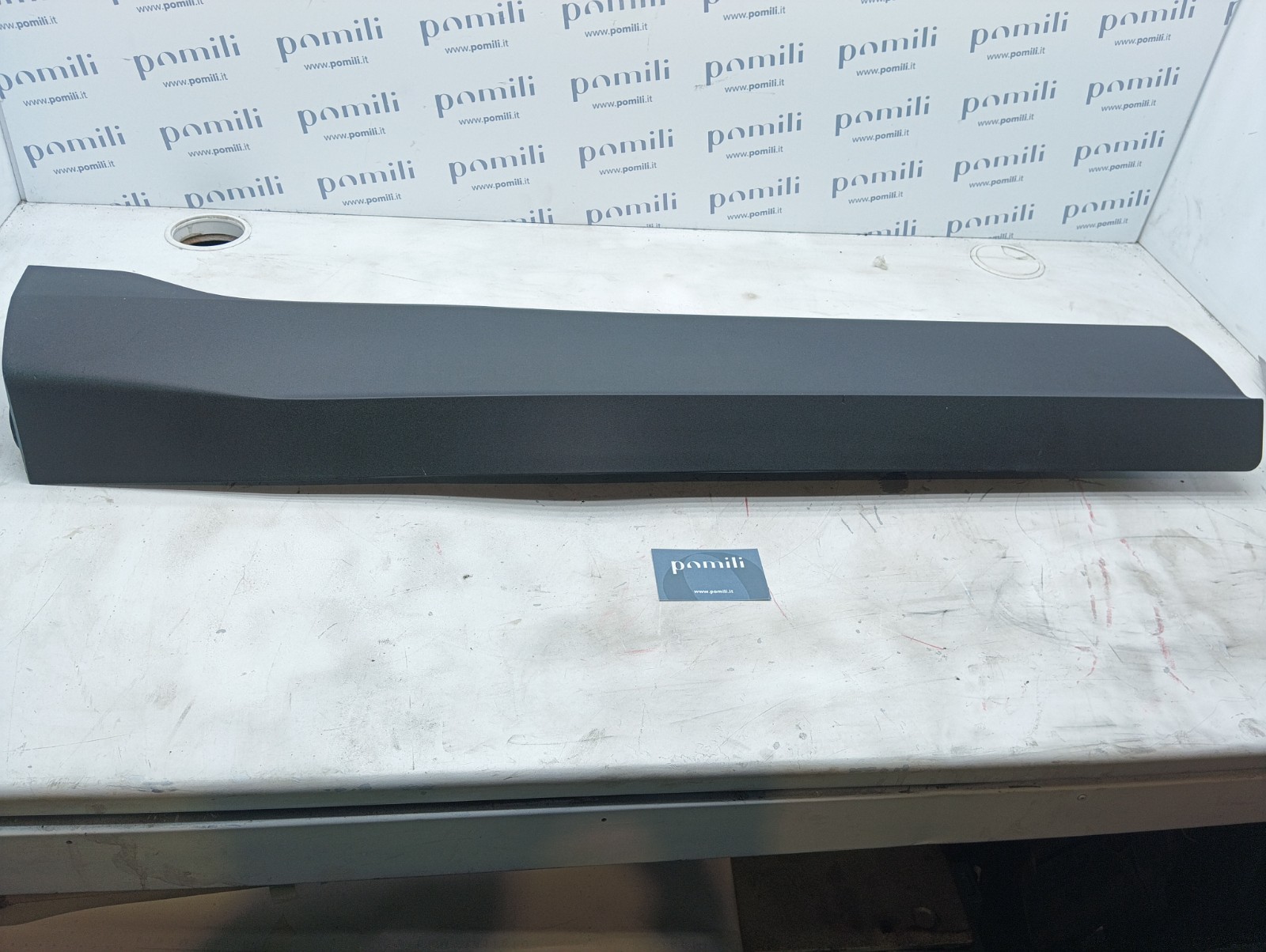 Pomili Rivestimenti interni e parti interne Rivestimento portiera anteriore sinistra Ford Edge 2015+ FT4B-R20307-D nuovo