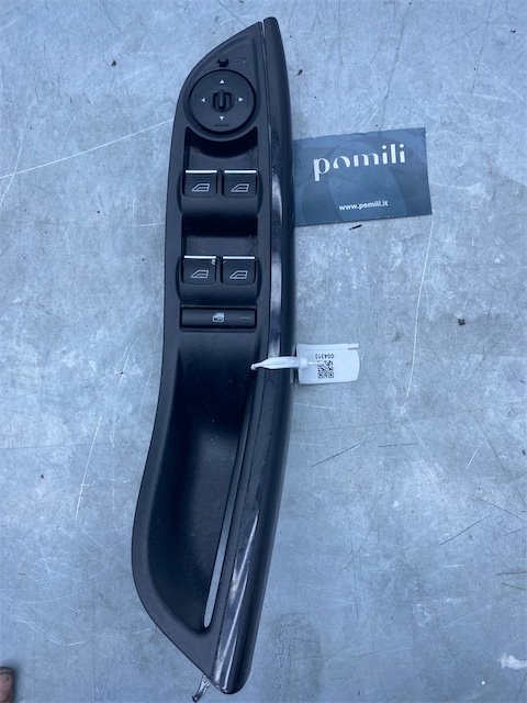Pomili Rivestimenti interni e parti interne blocco comandi alzacristalli Ford Focus CEW