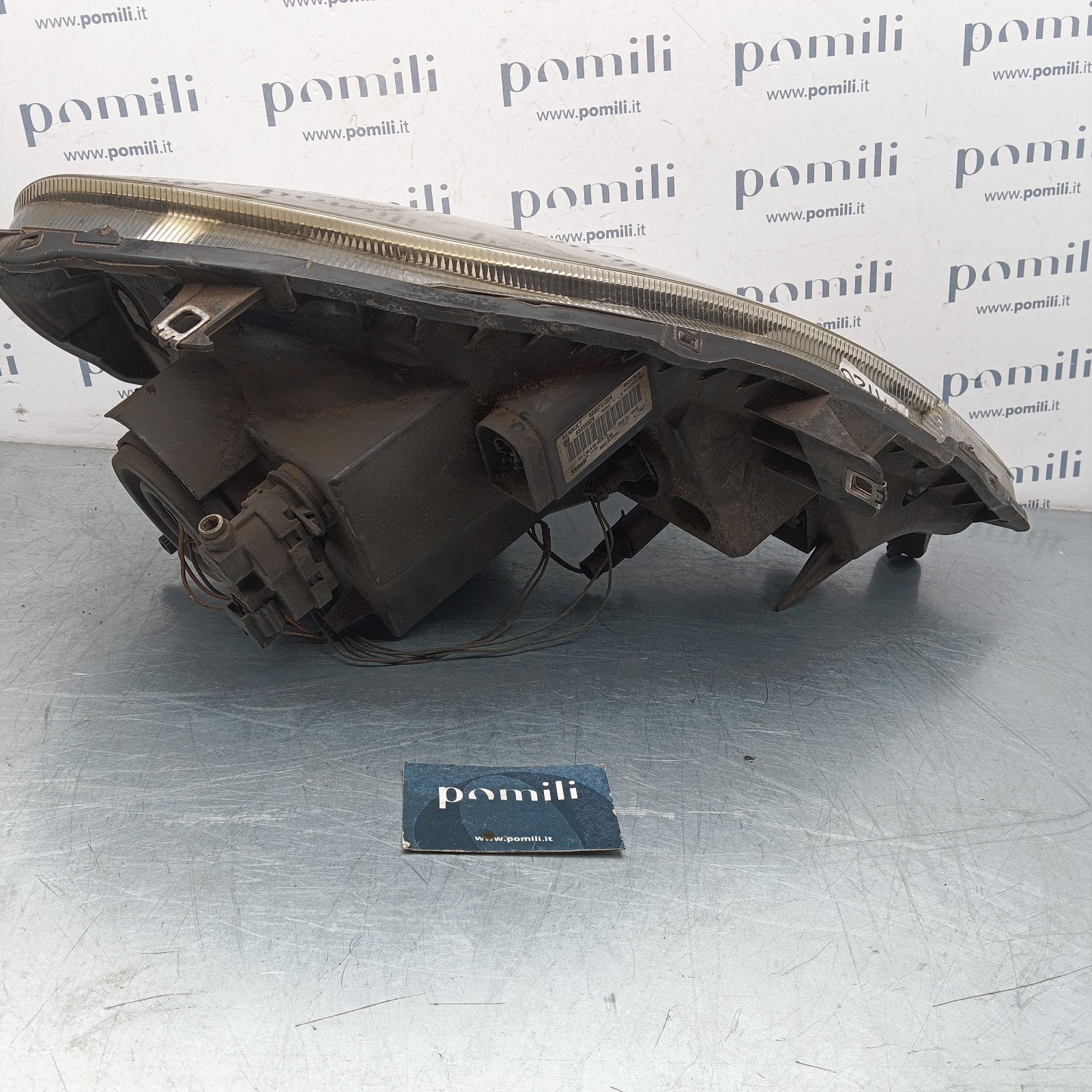 Pomili Fanaleria Trafic II/Vivaro A/Primastar faro anteriore sinistro 93859829