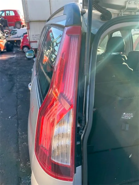 Pomili Fanaleria Citroën C4 Picasso fanale posteriore sinistro