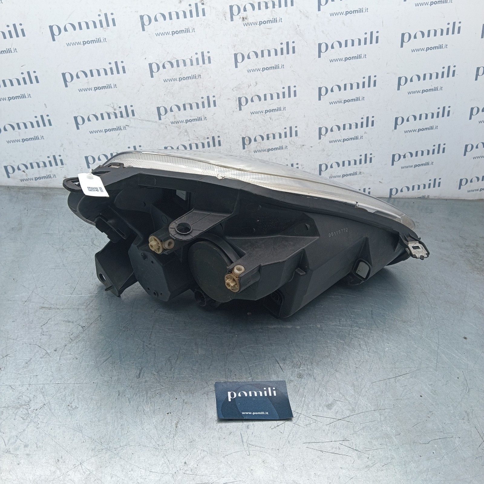 Pomili Fanaleria Faro anteriore sinistro Fiat Grande Punto / Punto Evo (199) 086611164L usato